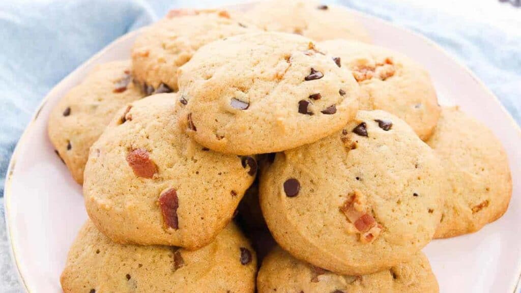 Bacon-Chocolate-Chip-Cookies.