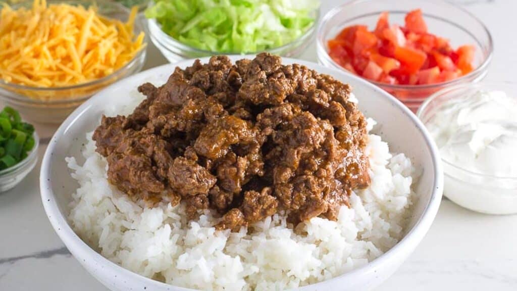 all-beef-chili-closeup-on-rice.