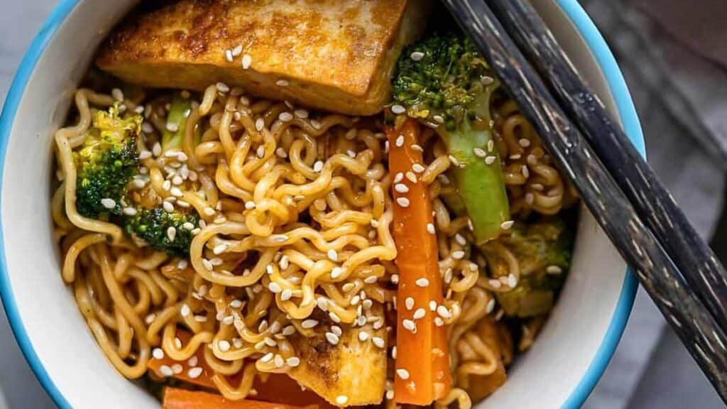 12-Vegan-Ramen-Noodle-Stir-Fry-Six-Hungry-Feet.