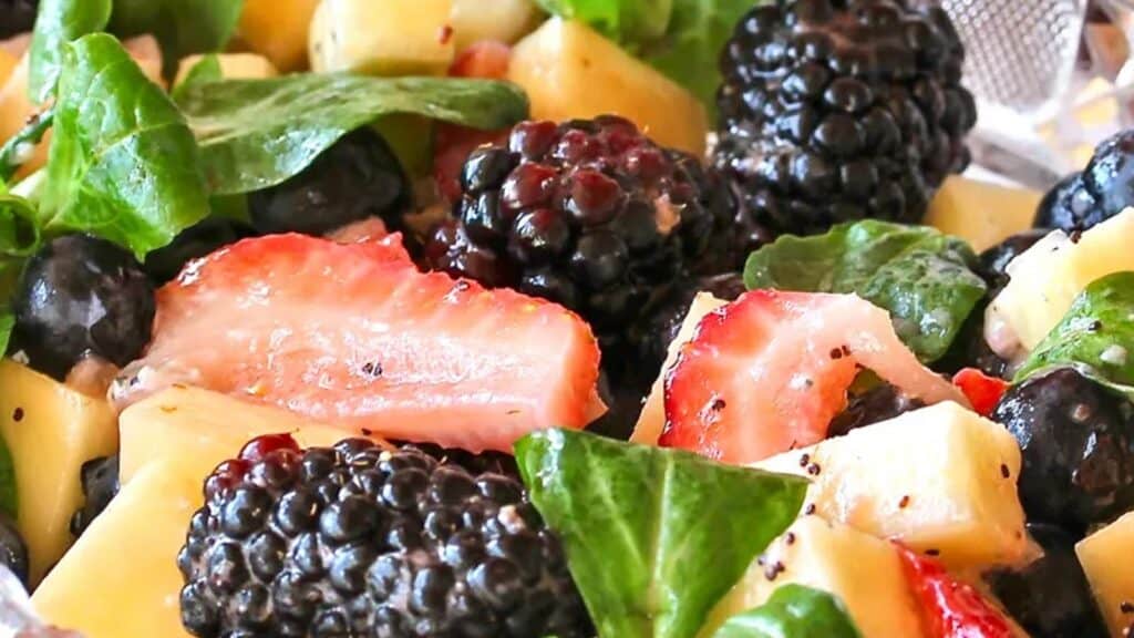 Berry-Pineapple-and-Poppyseed-Dressing.