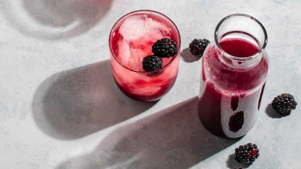 Blackberry-simple-syrup02025.
