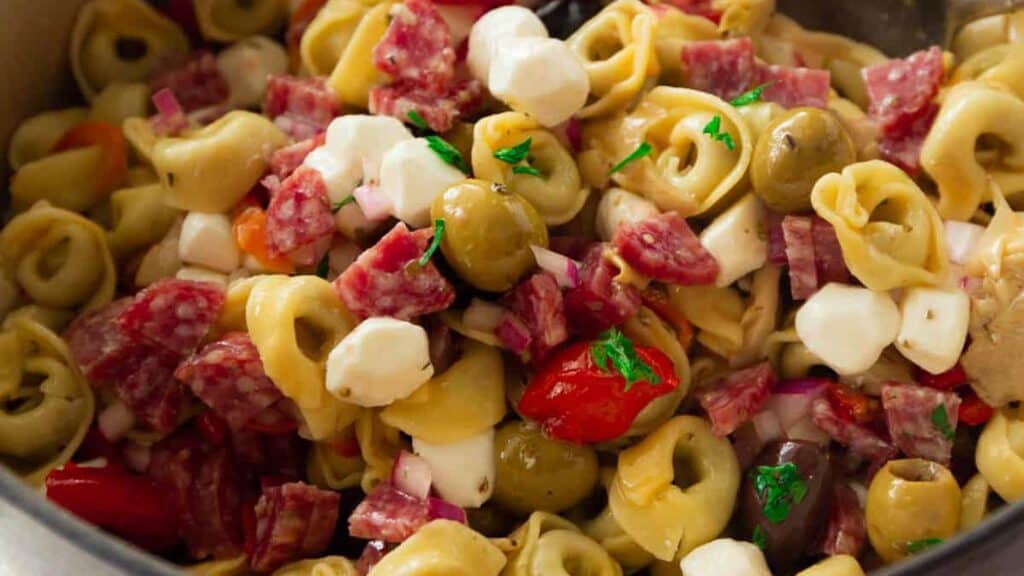 Italian-Tortellini-Pasta-Salad-9898.