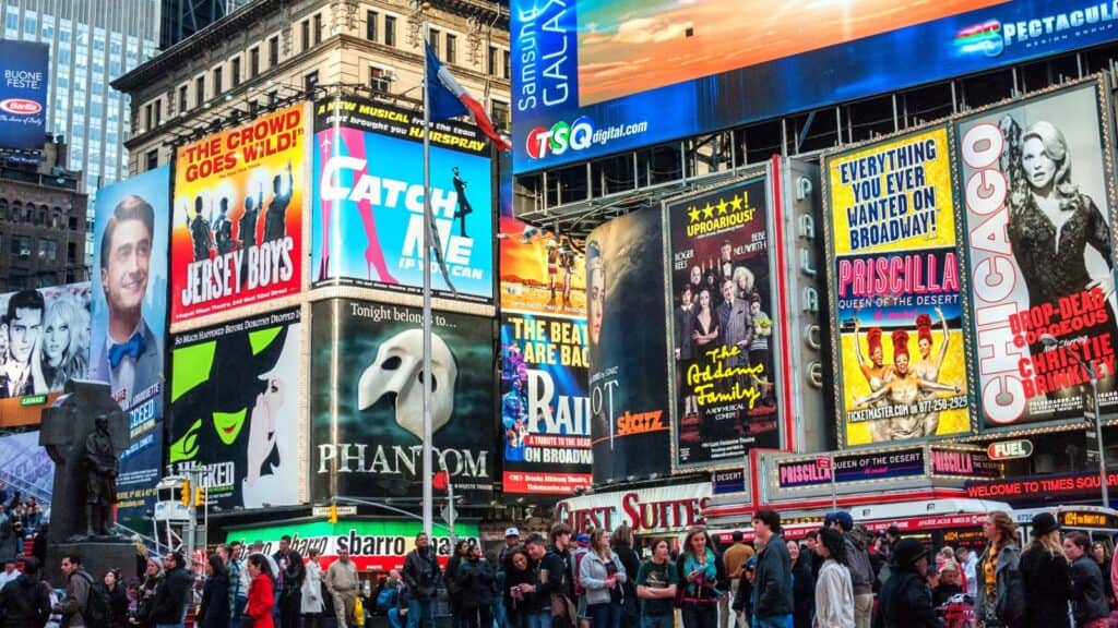 Times square. Theater. Play. 