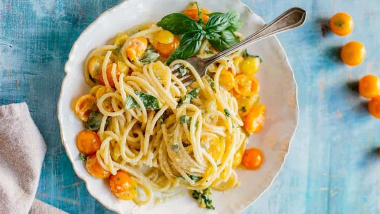 no-cook-fresh-sun-gold-tomato-pasta-3.