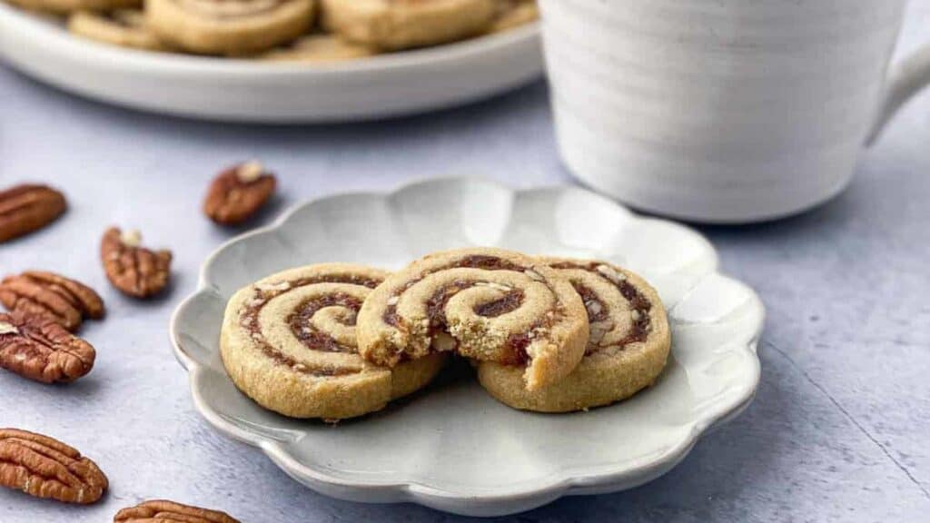 Date-Nut-Swirl-Cookies-3.