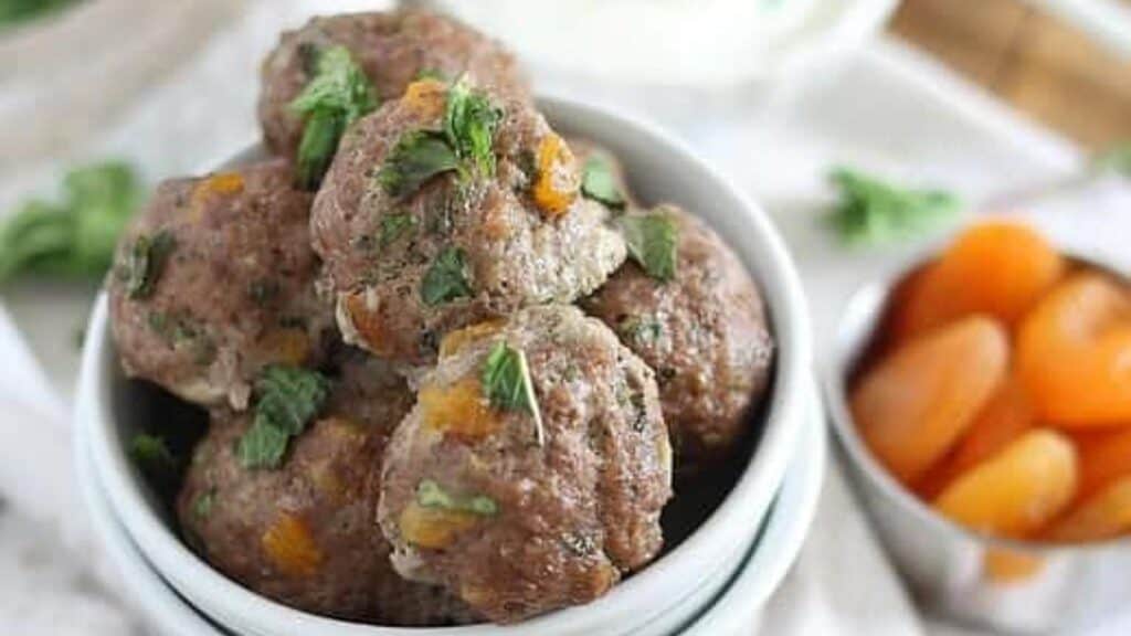 Greek-meatballs-with-mint-and-dried-apricots.