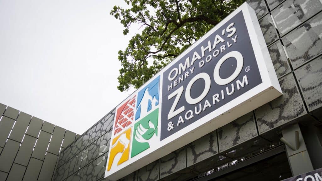 Zoo sign.