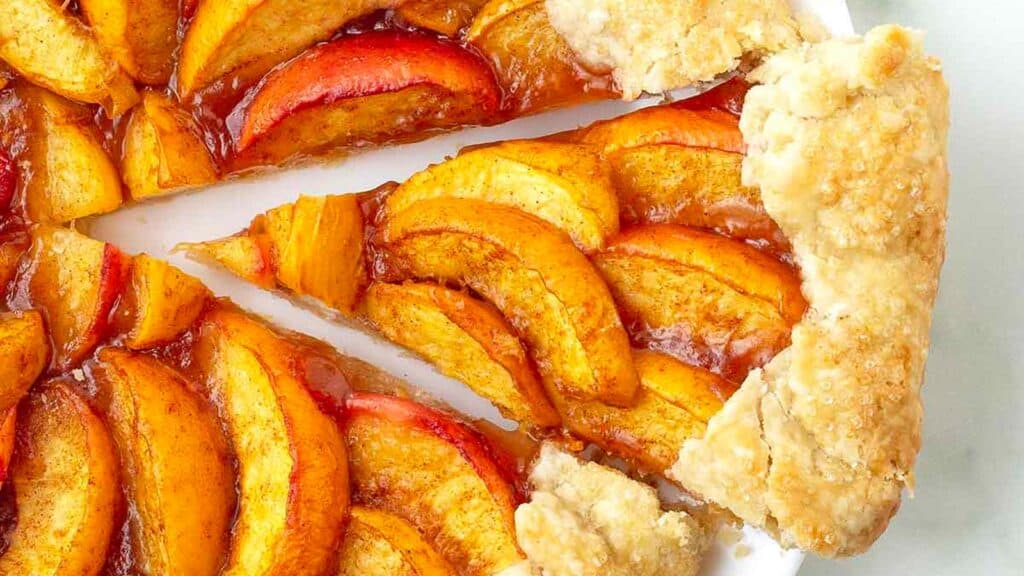 rustic-peach-galette.