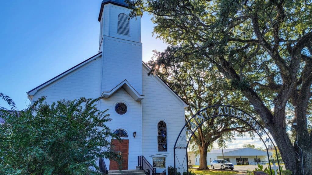 Church used in Steel Magnolias.