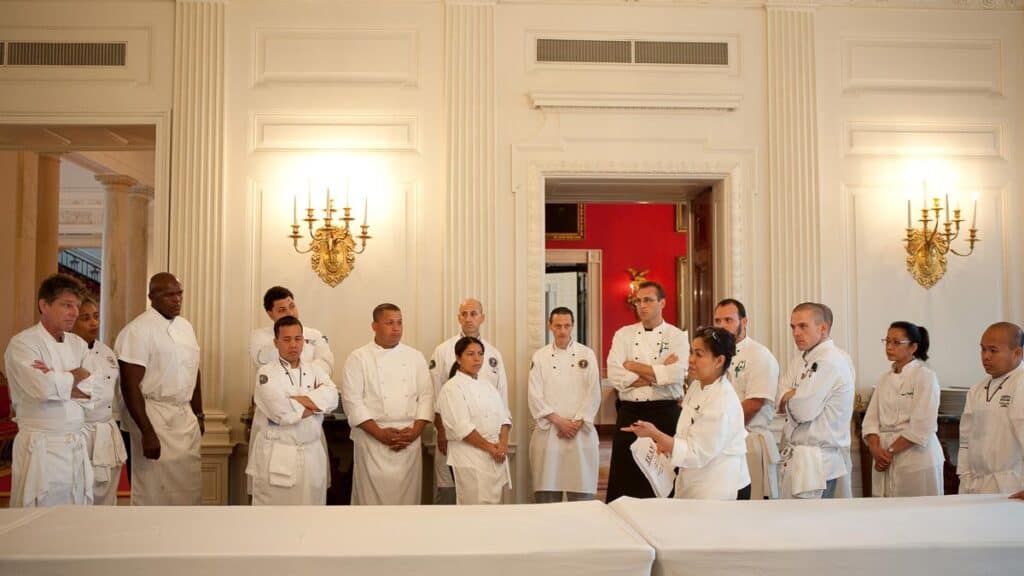 White_House_Executive_Chef_Cristeta_Comerford_briefing_staff.